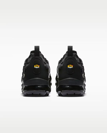 Nike Air VaporMax Plus "Triple Black"